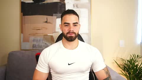 Paul Phoenix online show from 04/01/26, 07:22