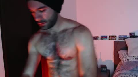 Snapshot of paulripped chatting on 02/12/25, 02:35 Paul online show from 02/12/25, 02:35