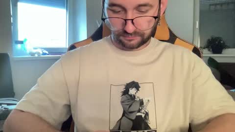 Snapshot of paulsimpsn chatting on 09/25/25, 08:29 love bush online show from 09/25/25, 08:29