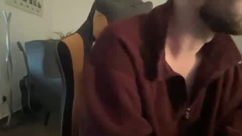 Snapshot of paulsimpsn chatting on 11/13/25, 08:13 love bush online show from 11/13/25, 08:13