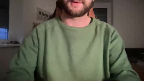 Snapshot of paulsimpsn chatting on 12/20/25, 03:08 love bush online show from 12/20/25, 03:08