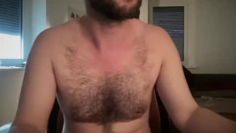 Snapshot of paulsimpsn chatting on 01/06/26, 01:37 love bush online show from 01/06/26, 01:37