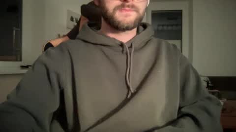 Snapshot of paulsimpsn chatting on 01/07/26, 05:15 love bush online show from 01/07/26, 05:15