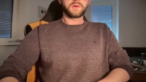 Snapshot of paulsimpsn chatting on 03/18/26, 04:32 love bush online show from 03/18/26, 04:32