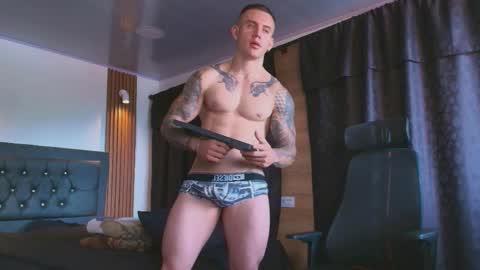 Paul online show from 04/01/26, 04:26