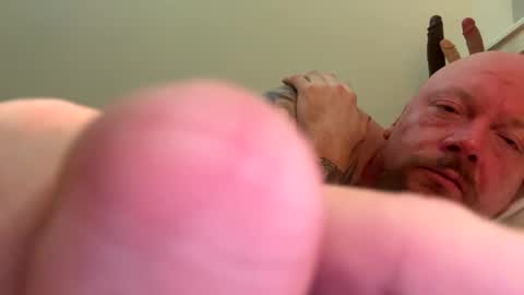 paulyb445 online show from 12/04/25, 01:04