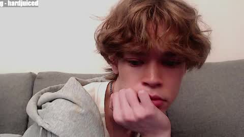 pawclaw online show from 04/19/26, 11:07