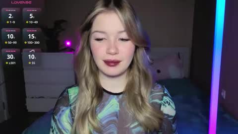 Snapshot of pawsclawws chatting on 03/02/26, 04:25 pawsclawws online show from 03/02/26, 04:25