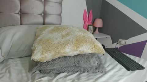 Snapshot of payton_bailey chatting on 12/06/24, 07:54 Payton online show from 12/06/24, 07:54