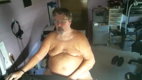 Snapshot of pcolabottom chatting on 02/25/25, 09:13 PcolaBottom online show from 02/25/25, 09:13