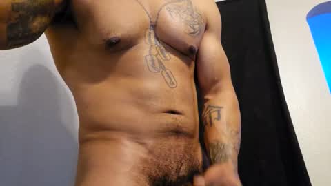 Snapshot of pcuddy3 chatting on 02/21/25, 05:42 Phenomenal online show from 02/21/25, 05:42