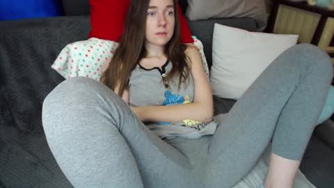 Snapshot of peaceduke chatting on 02/06/25, 02:37 FOUNTAIN SQUIRT online show from 02/06/25, 02:37