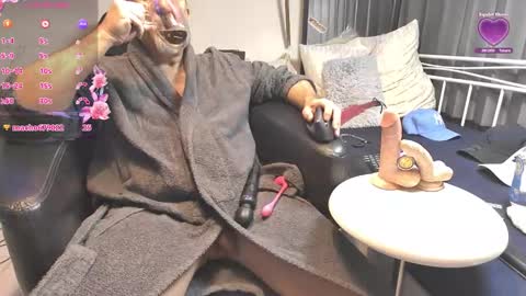 Marc online show from 11/12/25, 04:24