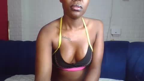 Snapshot of peach_melbah chatting on 10/25/25, 09:20 peach_melbah online show from 10/25/25, 09:20