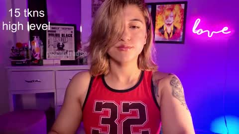 S online show from 10/04/25, 09:46