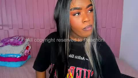 Briana online show from 09/17/25, 01:35