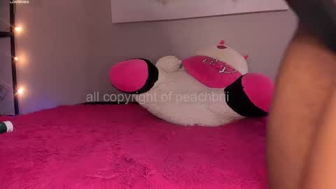 Briana online show from 11/14/25, 02:05