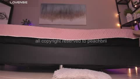 Snapshot of peachbrii chatting on 05/14/26, 02:35 Briana online show from 05/14/26, 02:35