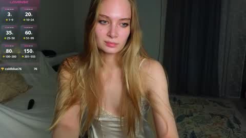 Lexy Peach online show from 10/16/25, 12:50