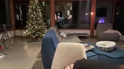 Effyyyyy online show from 12/13/24, 06:31