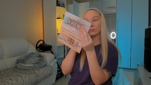 Snapshot of peachju1cy chatting on 01/20/25, 02:53 peachju1cy online show from 01/20/25, 02:53