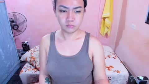 Snapshot of peachperfect_ chatting on 04/18/26, 07:18 I dont demand tokens for as long as youre not requesting anything but that doesnt mean I dont need tokens.. I dont do free online show from 04/18/26, 07:18