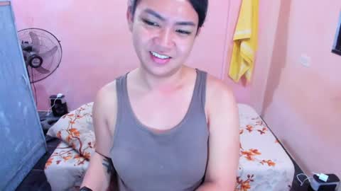Snapshot of peachperfect_ chatting on 04/18/26, 08:20 I dont demand tokens for as long as youre not requesting anything but that doesnt mean I dont need tokens.. I dont do free online show from 04/18/26, 08:20