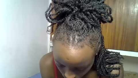 peachy_ebony online show from 11/16/25, 02:39