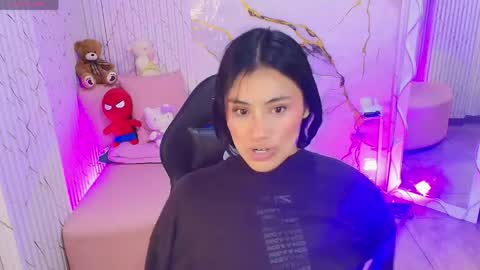 peachy_tay online show from 05/17/26, 11:17