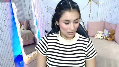 Snapshot of peachy_tay chatting on 07/14/26, 11:27 peachy_tay online show from 07/14/26, 11:27