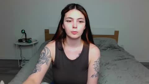Peachy online show from 02/05/25, 01:15