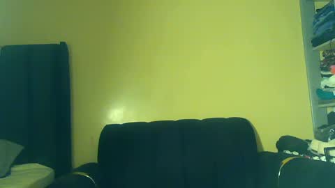 Snapshot of peachyglow_08 chatting on 07/11/26, 10:51 curvy online show from 07/11/26, 10:51