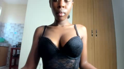 Snapshot of peachynaughty chatting on 07/27/26, 09:49 peachy online show from 07/27/26, 09:49