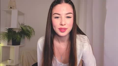 Chloe online show from 09/13/25, 01:33