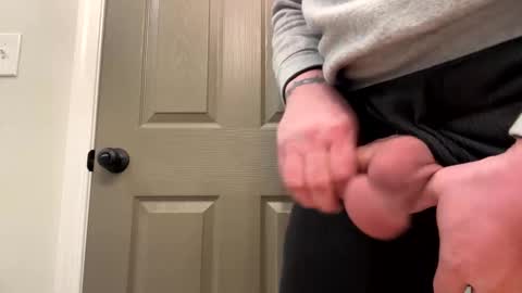 Snapshot of peakingondaddy chatting on 02/04/26, 07:20 peakingondaddy online show from 02/04/26, 07:20