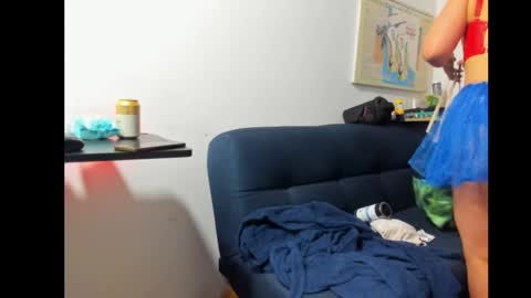 Tangerine Penaut online show from 11/01/25, 12:56