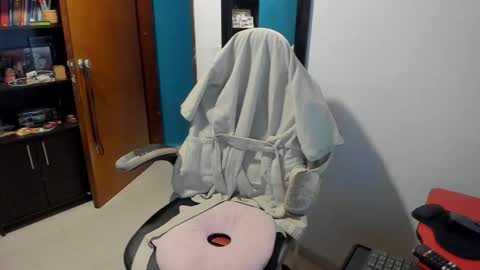 Tangerine Penaut online show from 11/24/25, 11:04