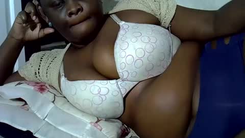 Keci online show from 04/08/26, 02:11