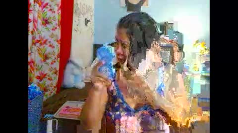 pearlaofasia21 online show from 01/12/26, 09:58