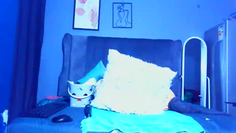 Pearl online show from 02/04/26, 06:47