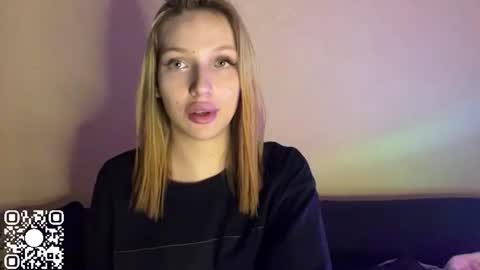 Snapshot of pearlinesilfies chatting on 07/10/26, 03:36 Zlata online show from 07/10/26, 03:36
