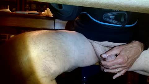 Snapshot of peecocktail chatting on 11/09/25, 06:23 peecocktail online show from 11/09/25, 06:23