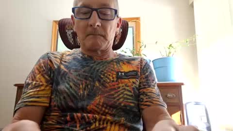 Snapshot of peepingmale chatting on 01/12/25, 07:42 peepingmale online show from 01/12/25, 07:42