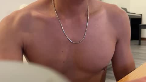 Snapshot of pegasus766152 chatting on 11/04/25, 01:38 pegasus766152 online show from 11/04/25, 01:38