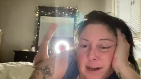 Snapshot of pegggggysue69 chatting on 06/18/26, 03:29 pegggggysue69 online show from 06/18/26, 03:29