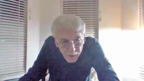 Snapshot of pem165 chatting on 02/19/26, 02:40 pem165 online show from 02/19/26, 02:40