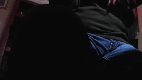 Snapshot of pem1650 chatting on 01/11/25, 10:29 pem1650 online show from 01/11/25, 10:29