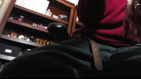 Snapshot of pem1650 chatting on 01/26/25, 09:40 pem1650 online show from 01/26/25, 09:40