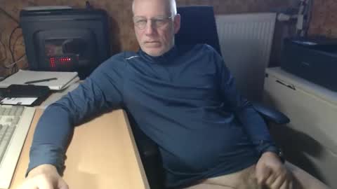 Pemue65 online show from 03/04/26, 06:19