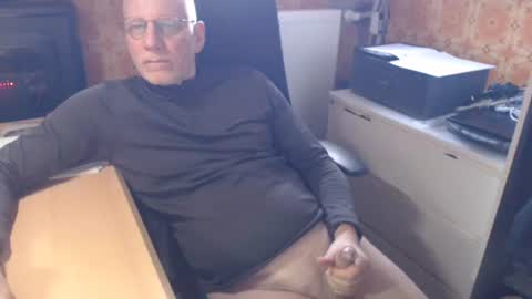 Pemue65 online show from 03/12/26, 08:09